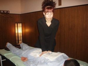 Shiatsu, Presión con los Dedos