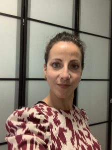 Thais Otegui, profesora y especialista de Masaje Facial Japones en Shiatsu Yasuragi